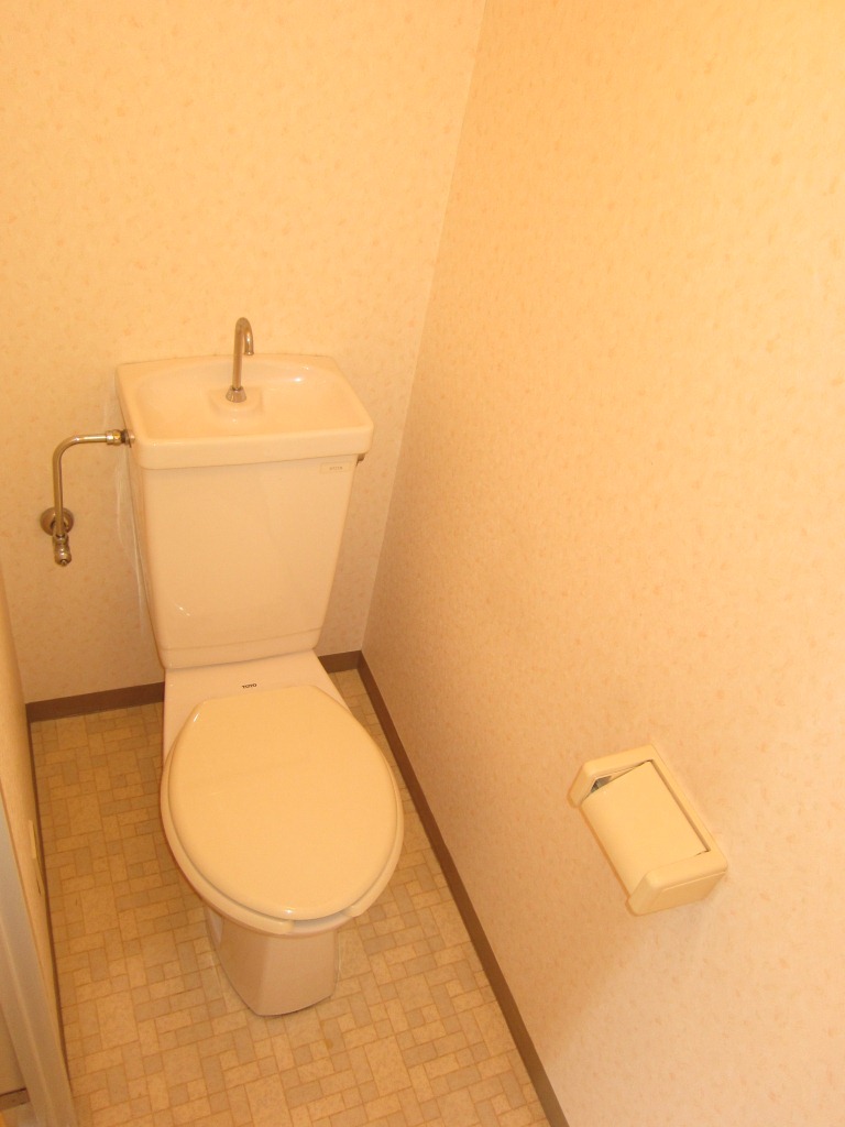 Toilet. ☆ toilet ☆