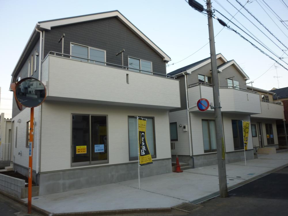 Local photos, including front road