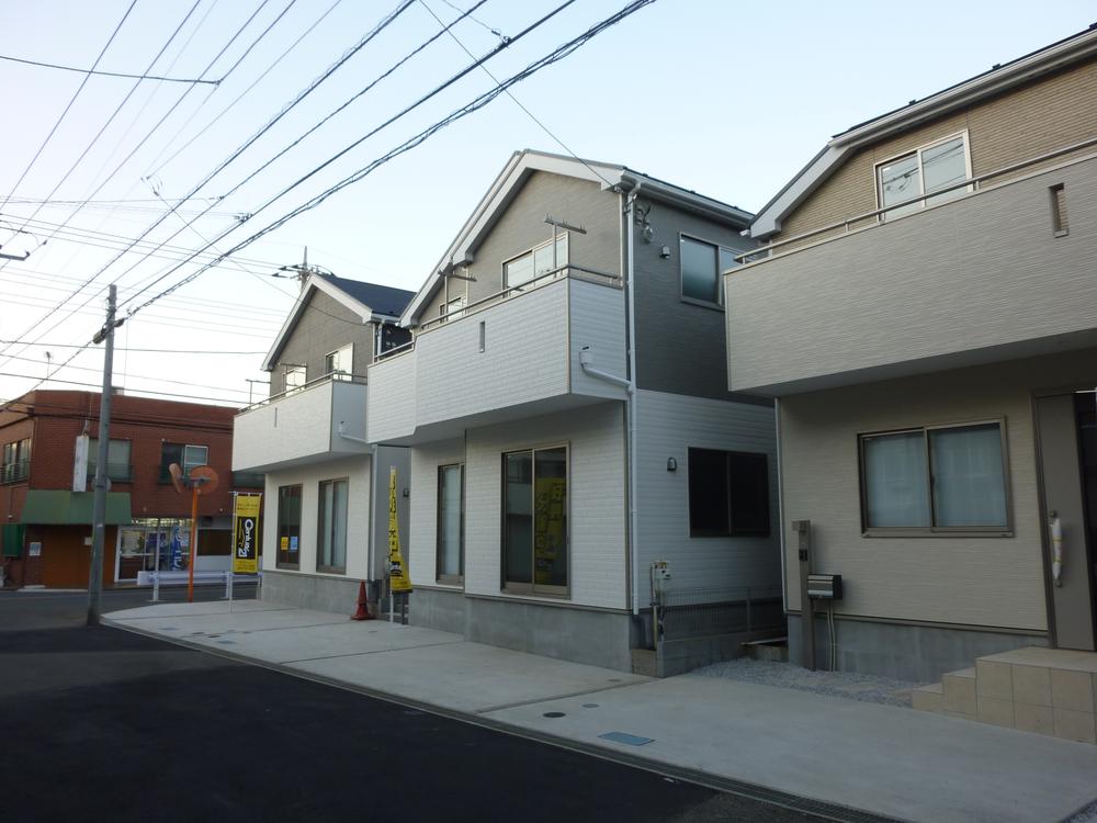 Local appearance photo