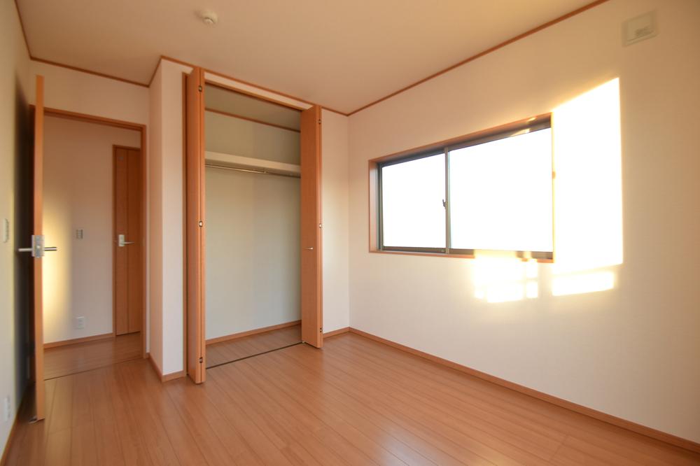 Non-living room. Indoor (11 May 2013) Shooting 1 Building