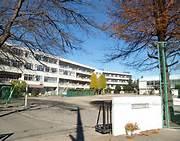 Junior high school. Higashi Kurume City Minami until junior high school 409m