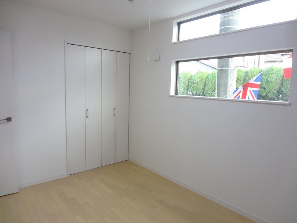 Non-living room. Indoor (11 May 2013) Shooting