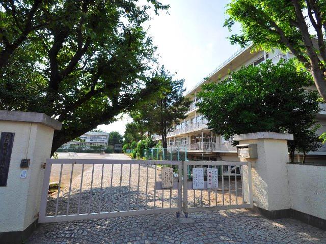 Primary school. Higashikurume 800m stand up to the sixth elementary school