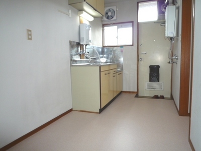 Entrance. Near the kitchen