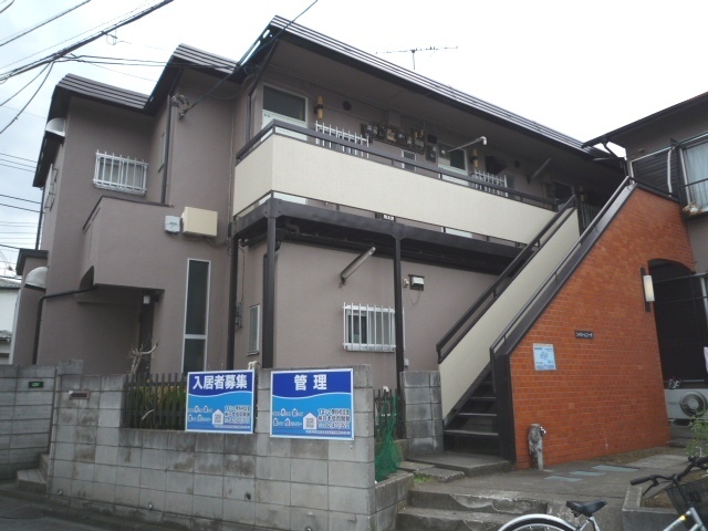 Other. 5m to the appearance from the road (Other)