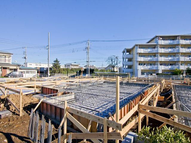 Local appearance photo. Local (11 May 2013) Shooting