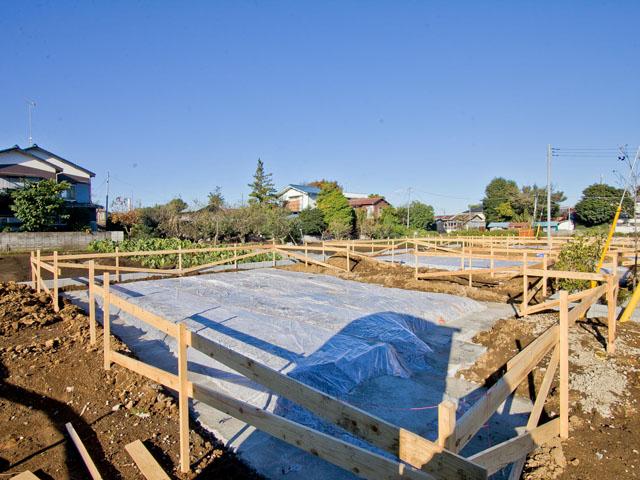 Local appearance photo. Local (11 May 2013) Shooting