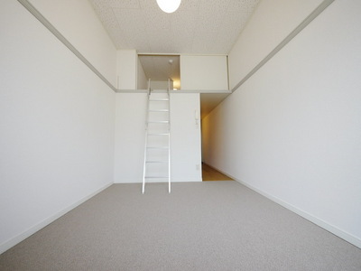 Living and room. Is an image