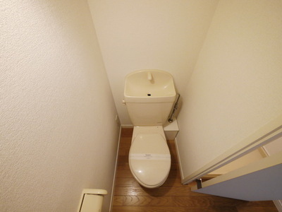 Toilet. Is an image