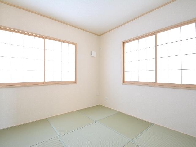 Non-living room. Higashi Kurume City center-cho 6-chomeese-style room Building 2