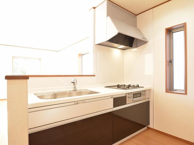 Local appearance photo. Higashi Kurume City center-cho 6-chome kitchen Building 2