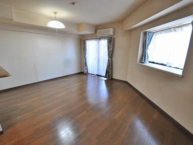 Living. Day God Palais stage Higashikurume LDK