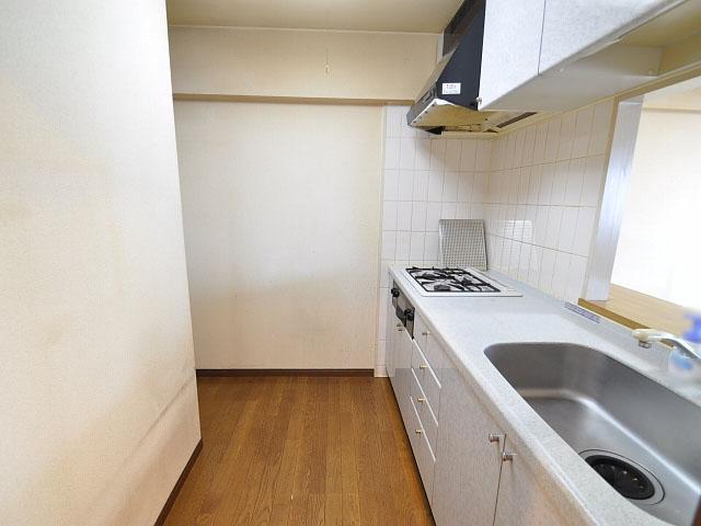 Kitchen. Day God Palais stage Higashikurume kitchen