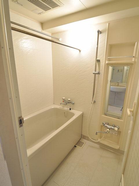 Bathroom. Day God Palais stage Higashikurume bathroom