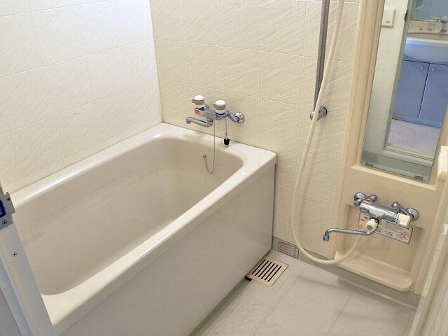 Bathroom. Day God Palais stage Higashikurume bathroom