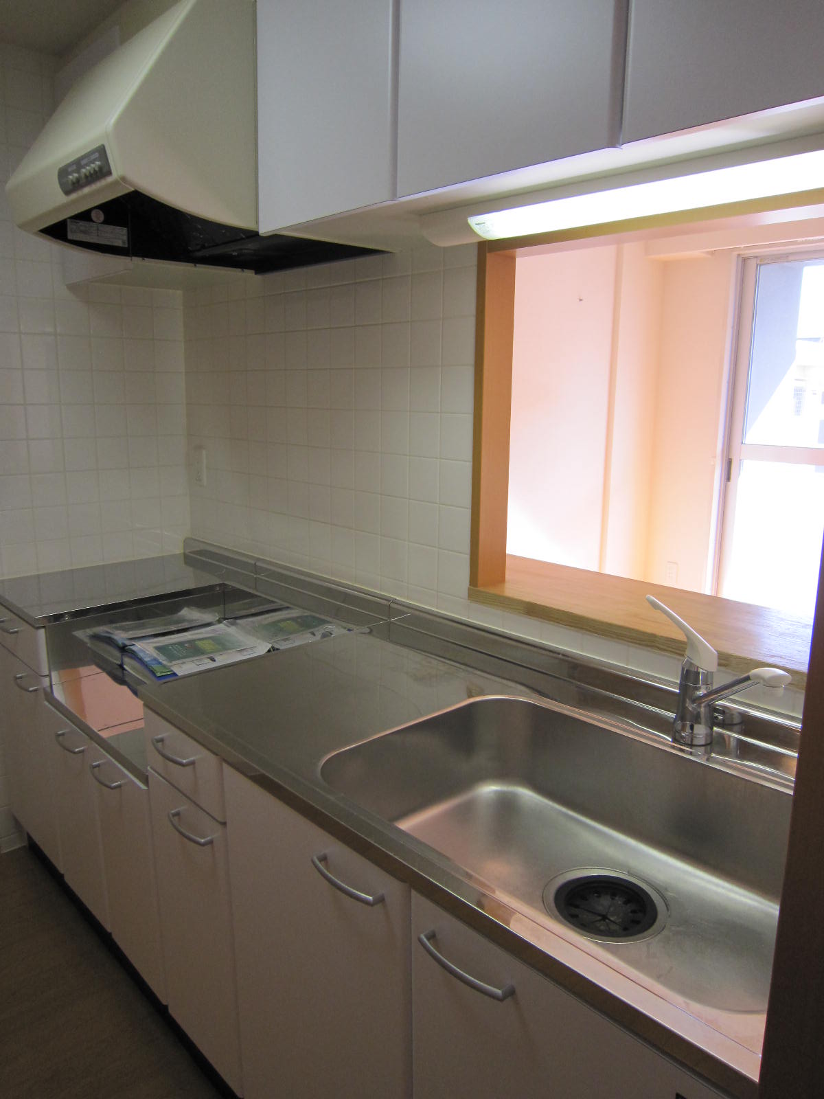 Kitchen. Easy-to-use system Kitchen