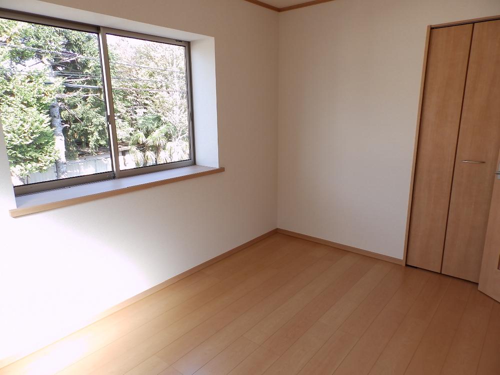 Non-living room. Indoor (11 May 2013) Shooting Second floor 6 Pledge Western-style