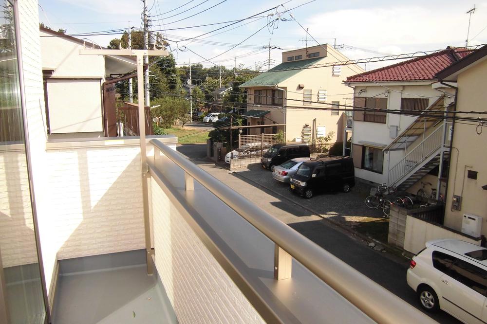 View photos from the dwelling unit. View from the site (October 2013) Shooting