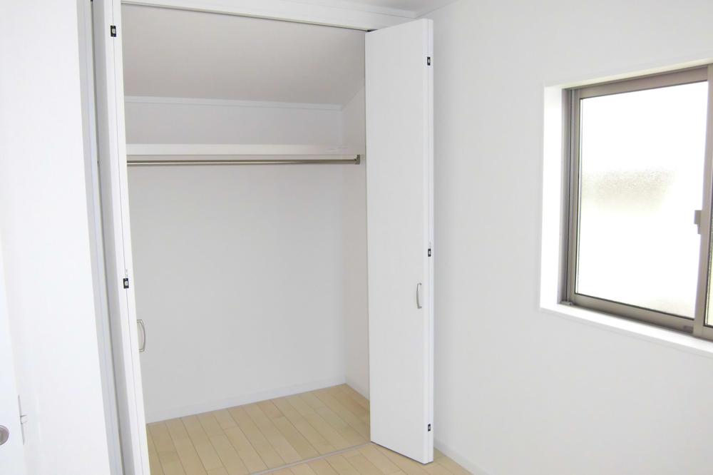 Non-living room. Indoor (10 May 2013) Shooting