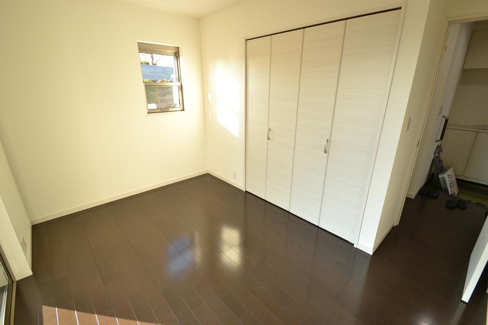 Non-living room. Indoor (12 May 2013) Shooting 12 Building