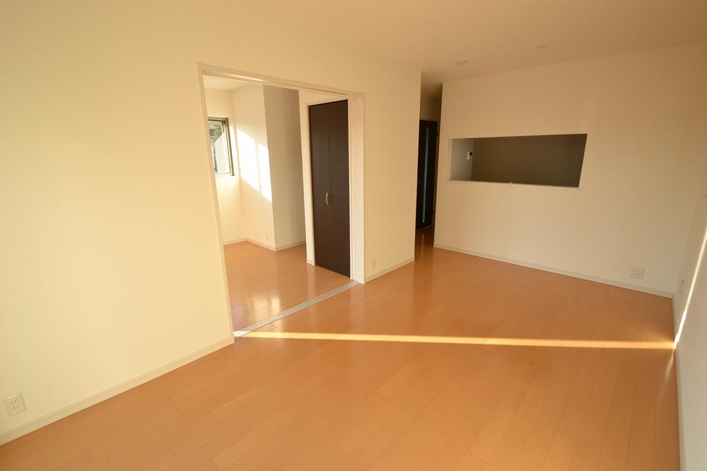 Living. Indoor (12 May 2013) Shooting 13 Building