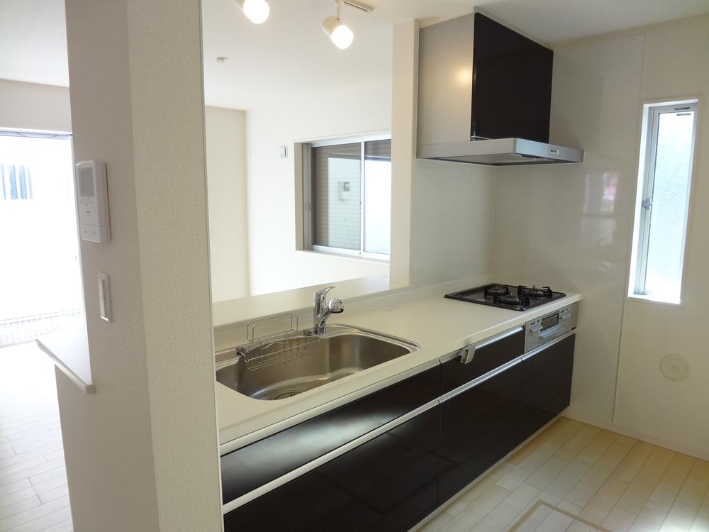 Same specifications photo (kitchen). Same specifications