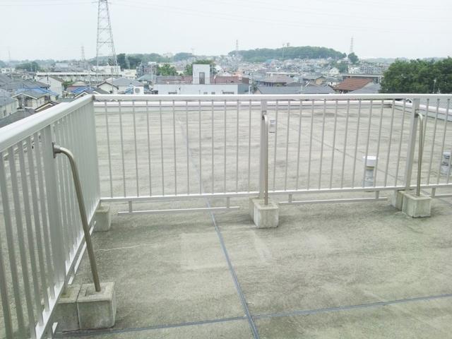 View photos from the dwelling unit. View from the Urban Castle Higashimurayama roof balcony