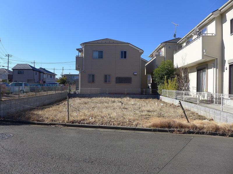 Local photos, including front road. Local (January 10, 2014) Shooting