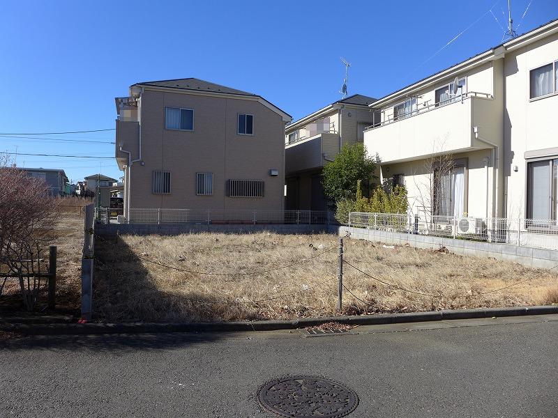 Local photos, including front road. Local (January 10, 2014) Shooting