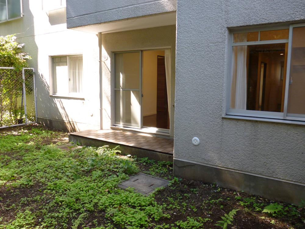 Garden. Garden area / 12.8 square meters