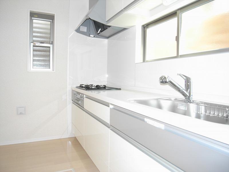 Same specifications photo (kitchen). Same specifications