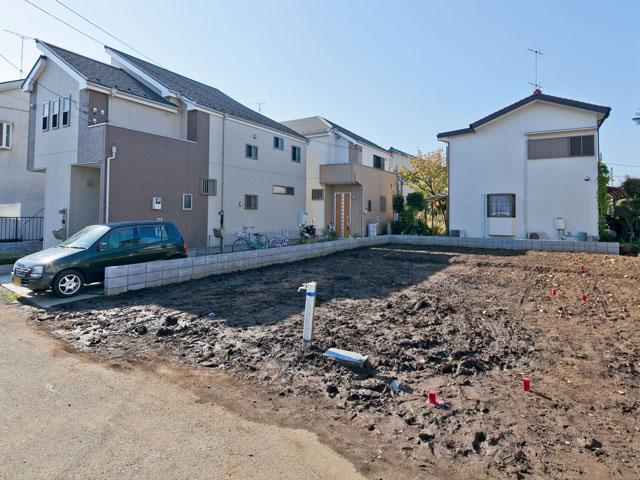 Local appearance photo. Local (11 May 2013) Shooting