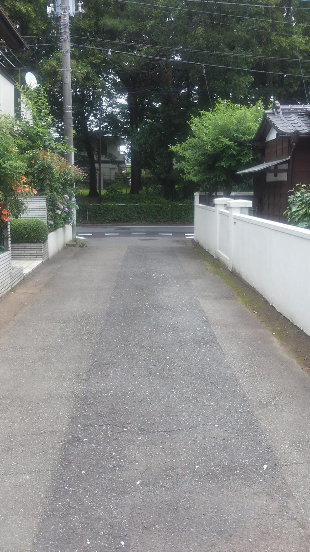 Local photos, including front road. Local (July 2013) Shooting