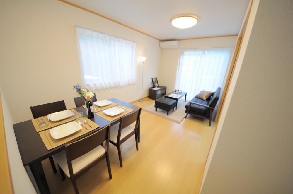 Living. Indoor (September 2013) Shooting