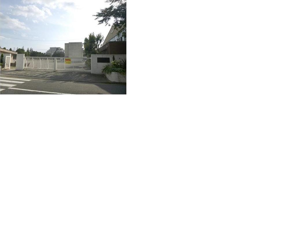 Junior high school. Higashimurayama 2200m number of children to the third Middle School: 15 class 490 people  ■ Learn educational goal "obediently Dedicated to training Heart rich Minakasei