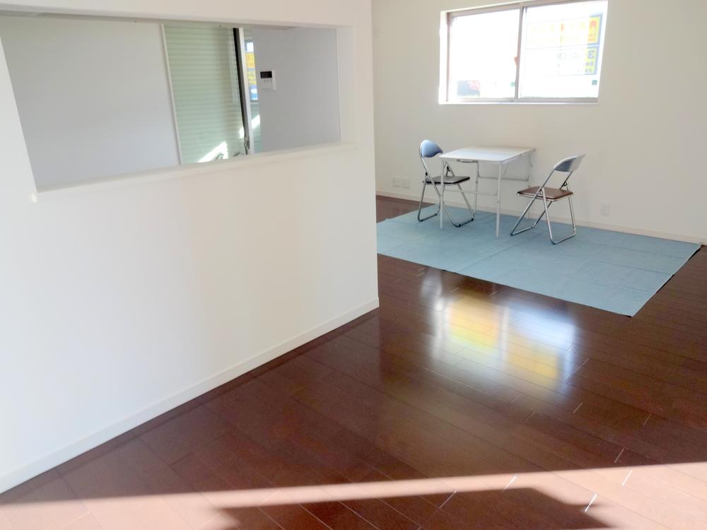 Living. Indoor (12 May 2013) Shooting