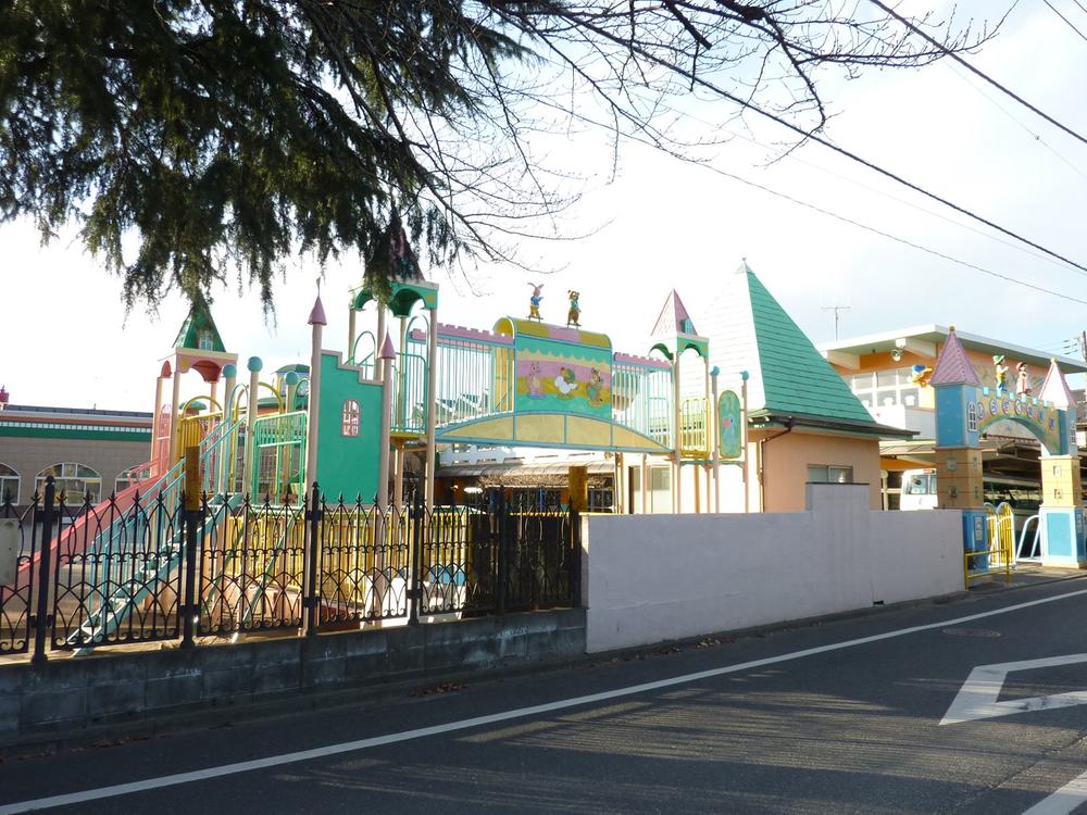 kindergarten ・ Nursery. Shiragiku to kindergarten 380m