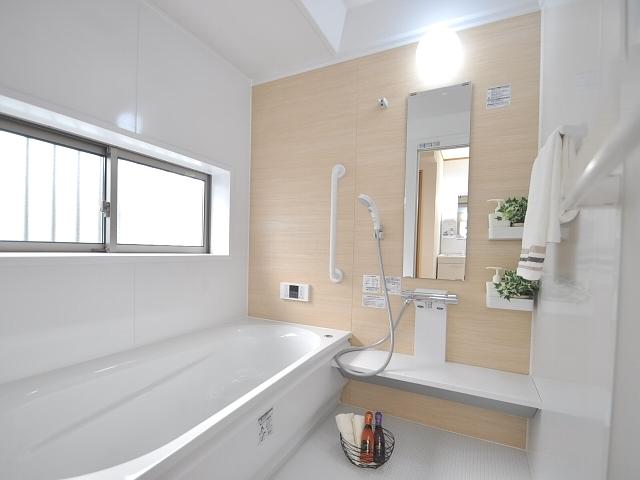 Bathroom. Higashimurayama Suwa-cho 2-chome, J Building bathroom