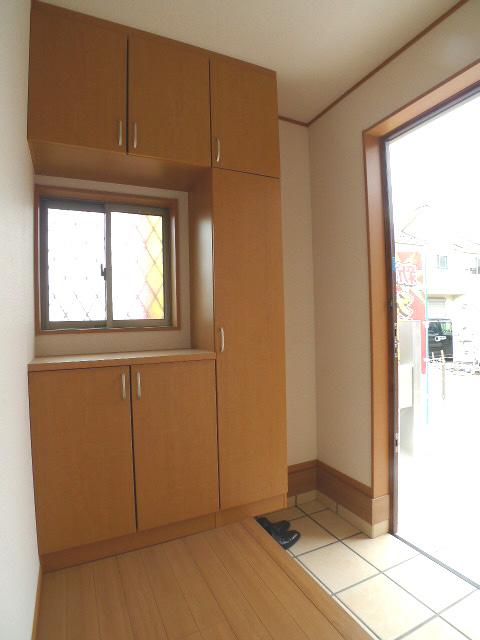 Same specifications photos (Other introspection). Entrance (complete construction cases)