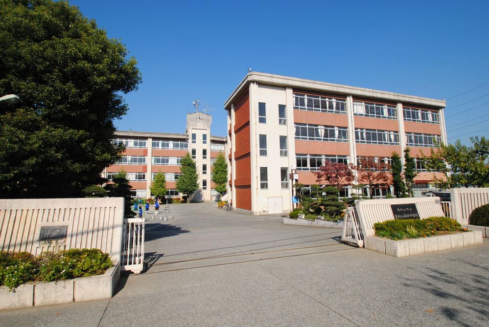 Junior high school. Higashimurayama 1130m until the fourth junior high school