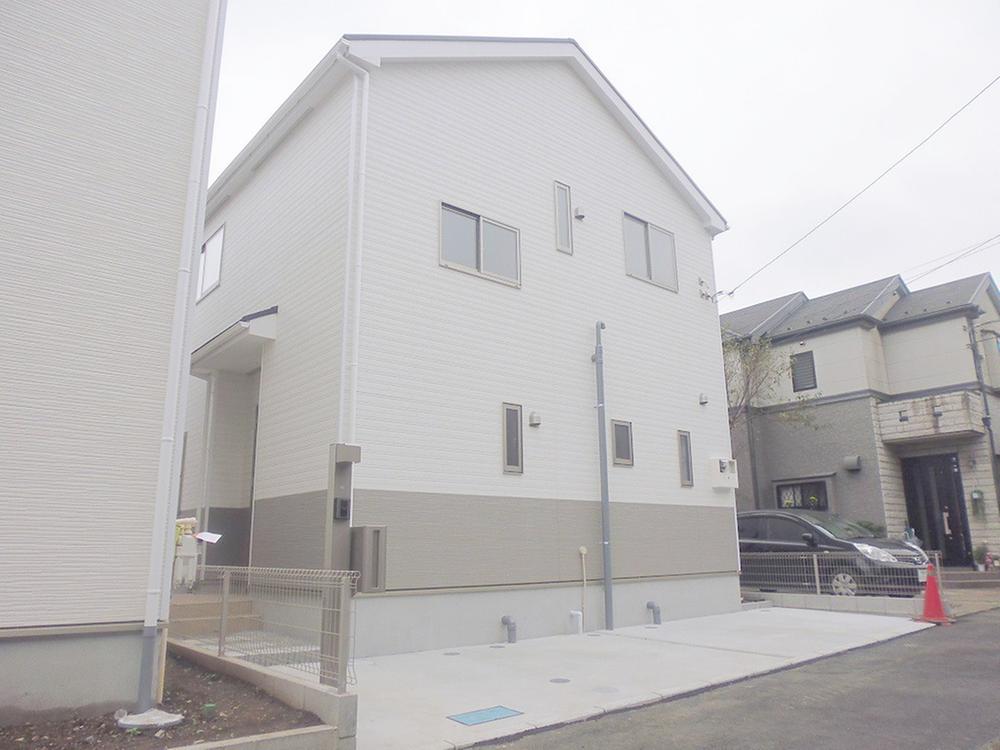 Local appearance photo. 1 Building Exterior Photos