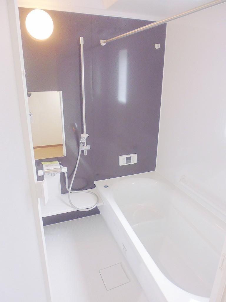 Bathroom. Bathroom of Building 2