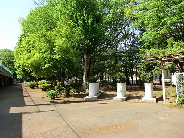 park. 780m until Hagiyama park