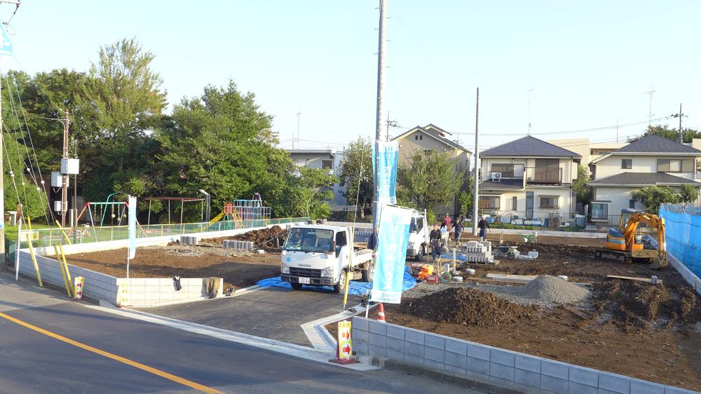 Local appearance photo. Local shooting