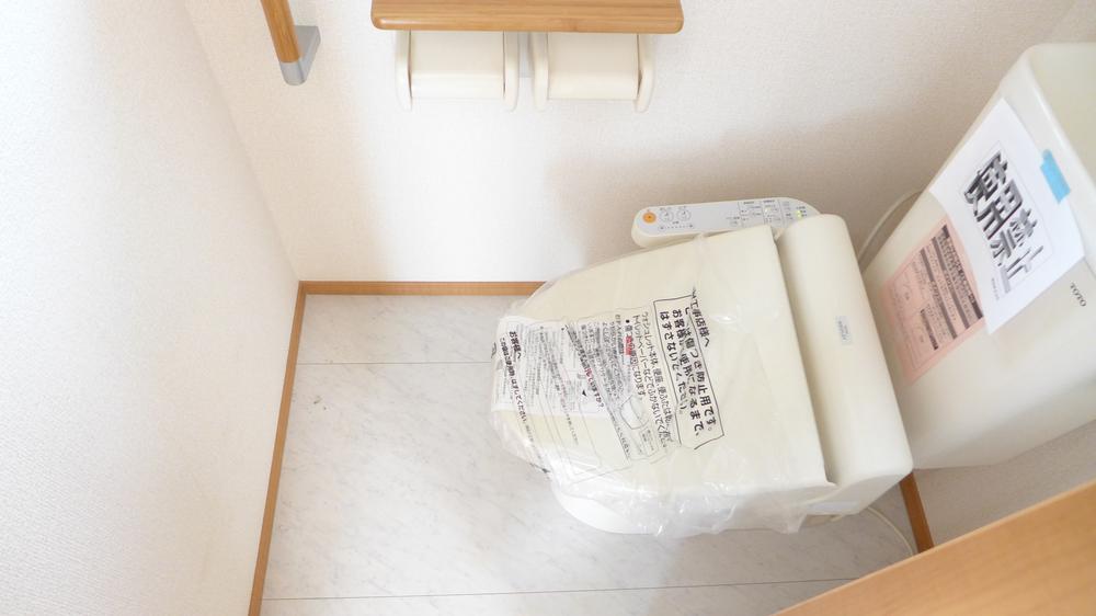 Toilet. The company construction cases