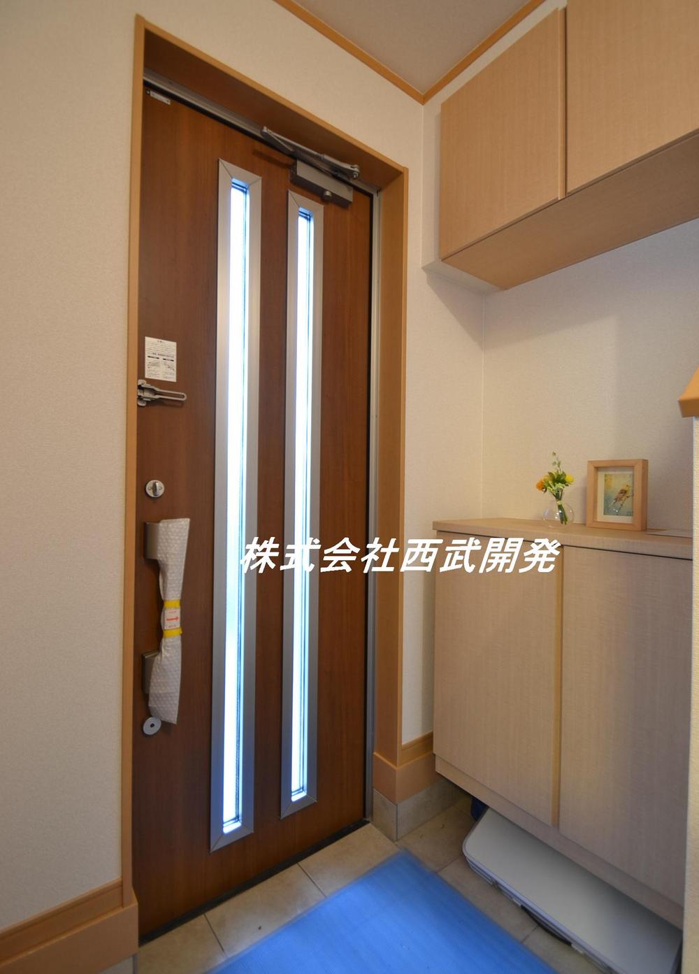 Entrance. E Building