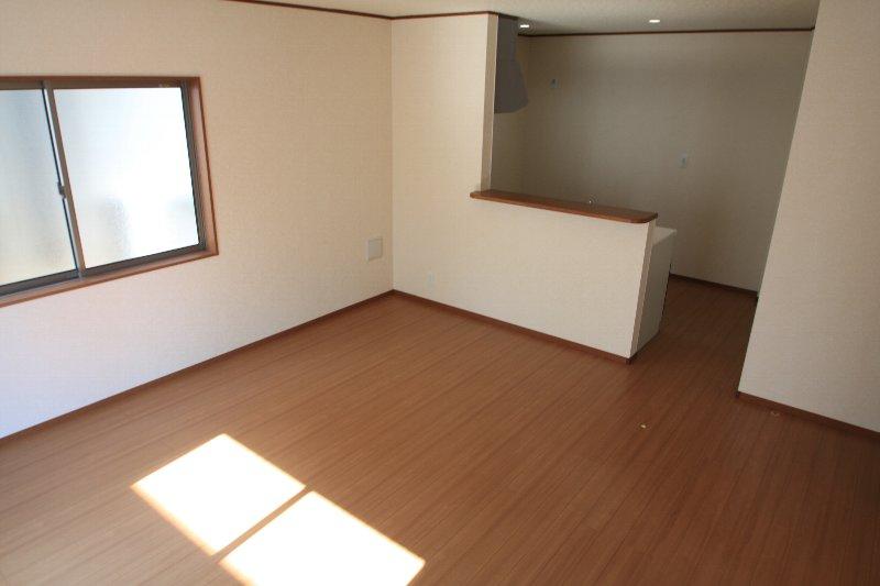 Living. Local (10 May 2013) Shooting