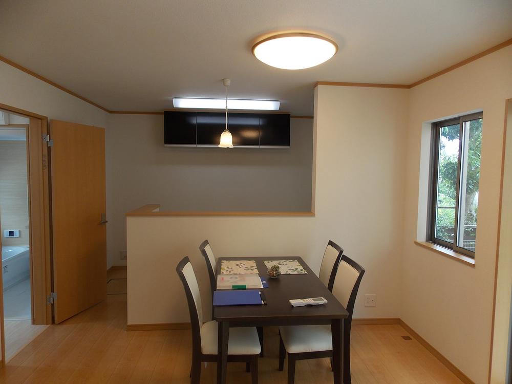 Same specifications photos (living). Same specifications