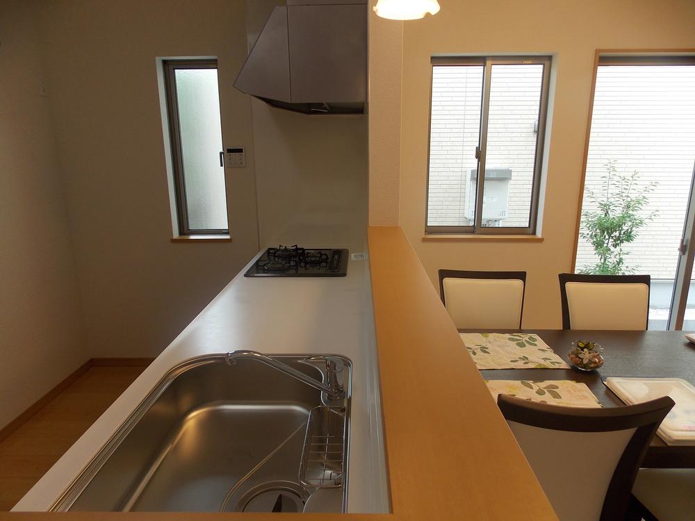 Same specifications photo (kitchen). Same specifications