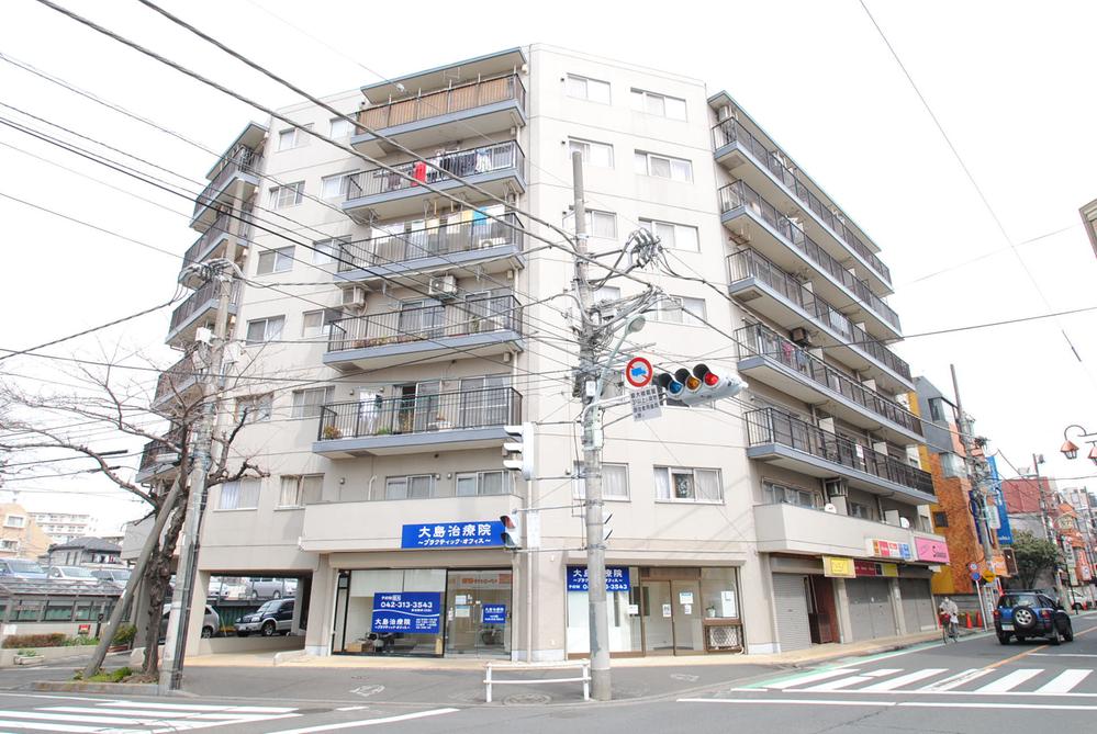 Local appearance photo